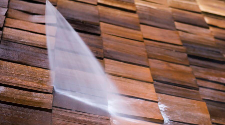 Professional gutter cleaning in Matthews, GA